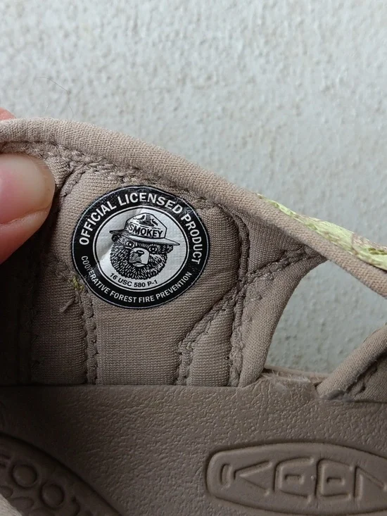 Keens Outdoor Sandal - Smokey The Bear Special Edition - Picture 9 of 14